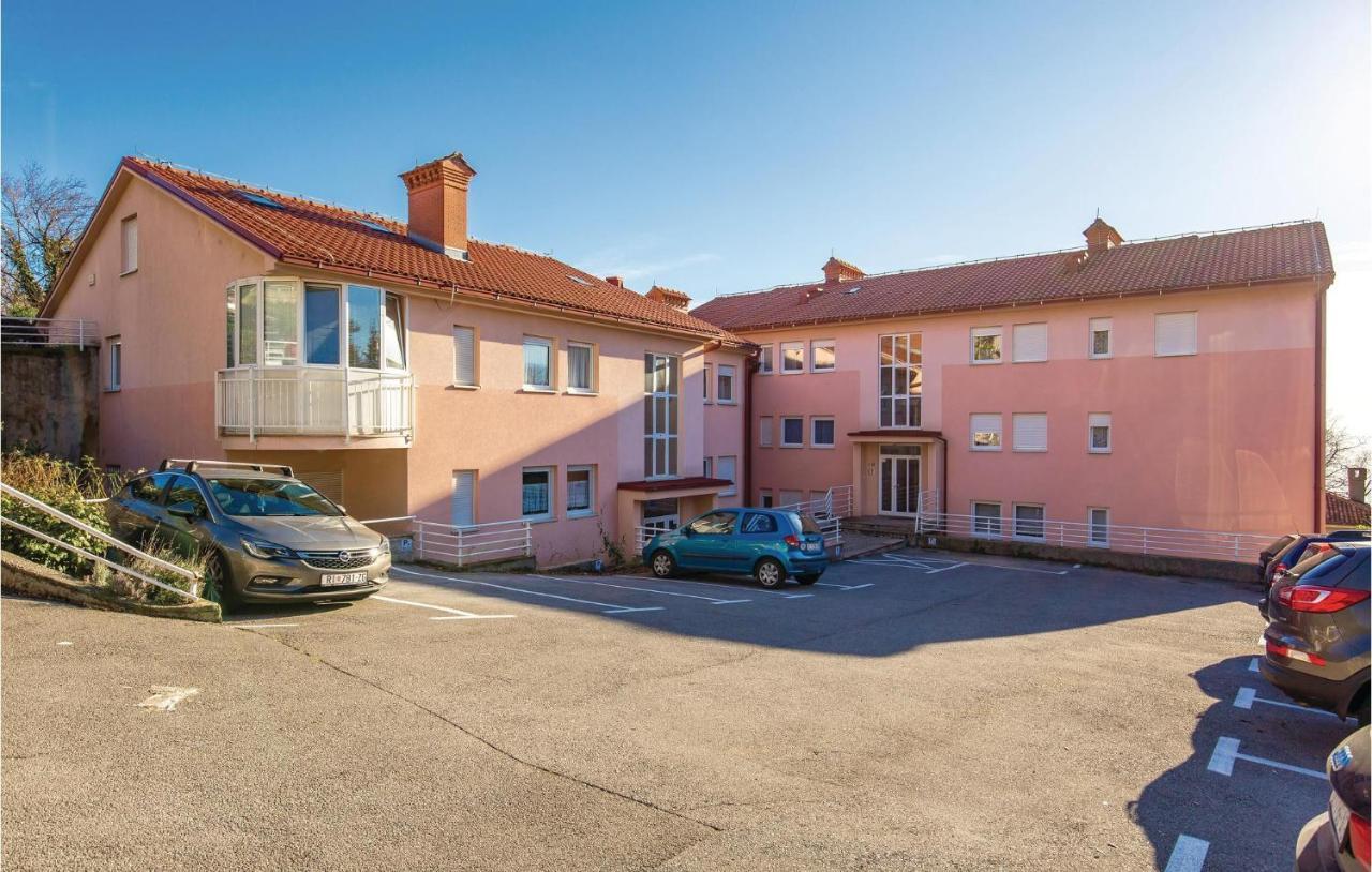 1 Bedroom Amazing Apartment In Rijeka Luaran gambar