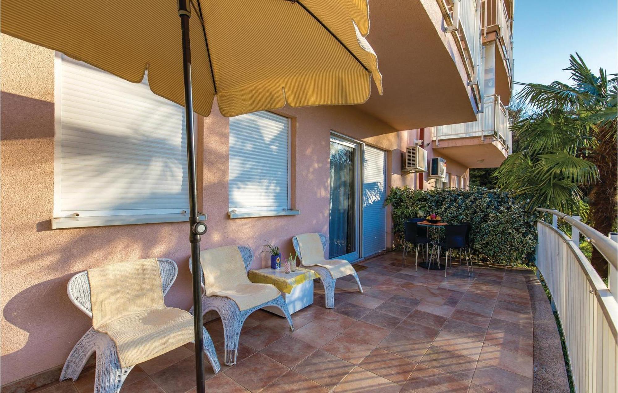 1 Bedroom Amazing Apartment In Rijeka Luaran gambar