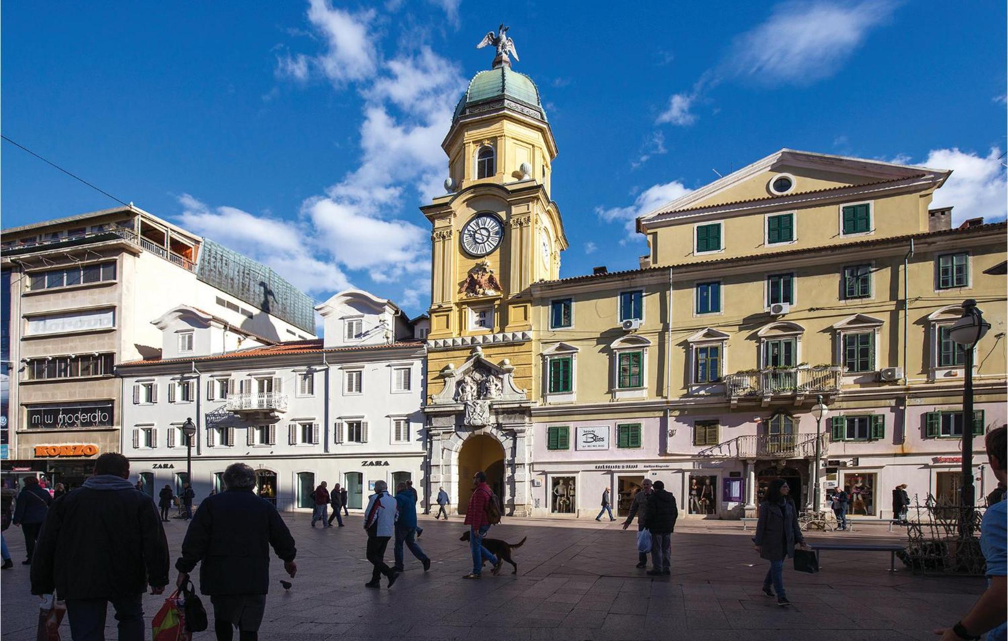 1 Bedroom Amazing Apartment In Rijeka Luaran gambar