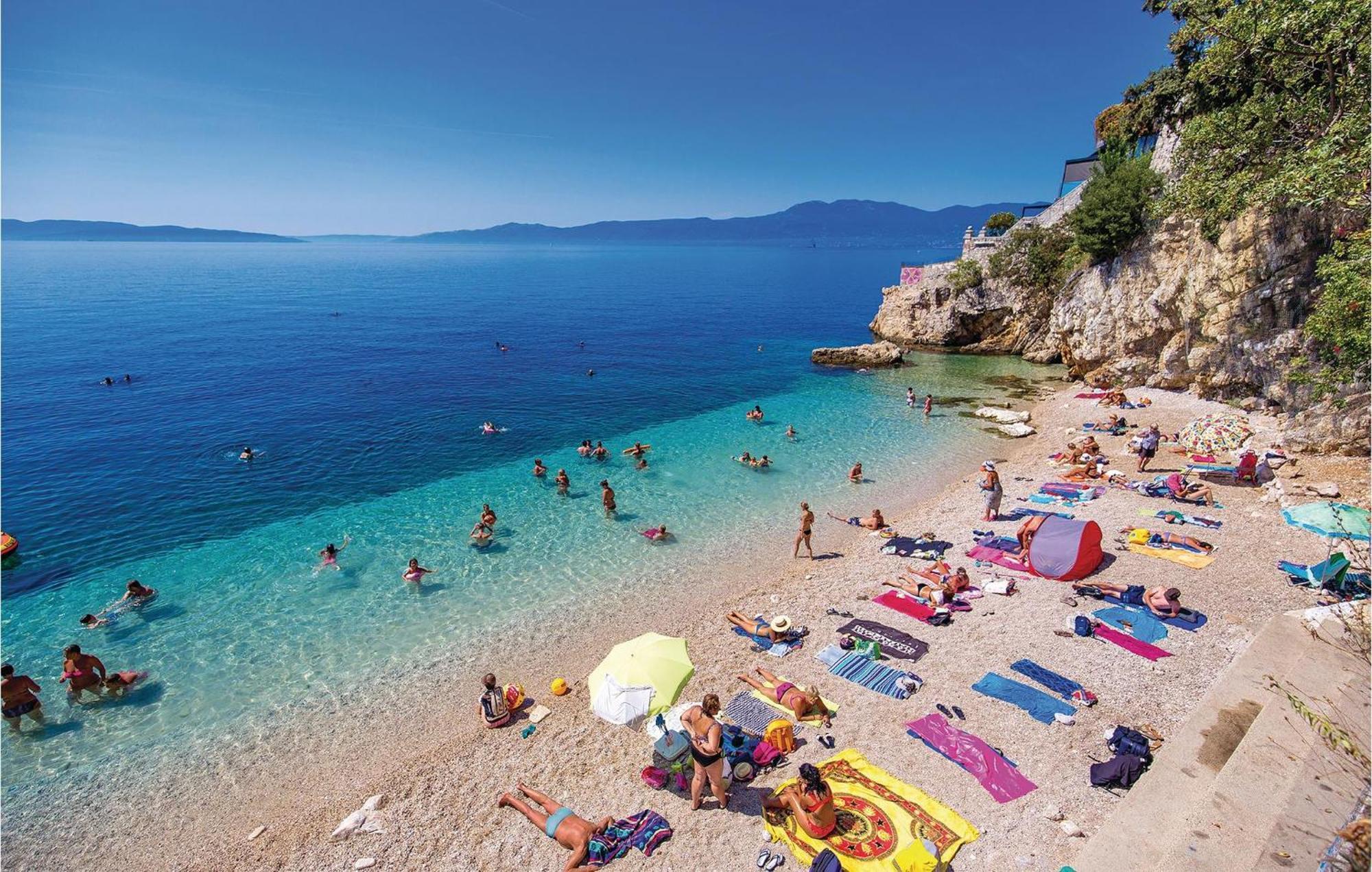 1 Bedroom Amazing Apartment In Rijeka Luaran gambar